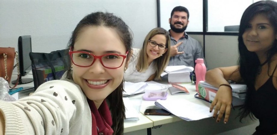 A estudante sempre se dedicou a auxiliar os amigos nos estudos 